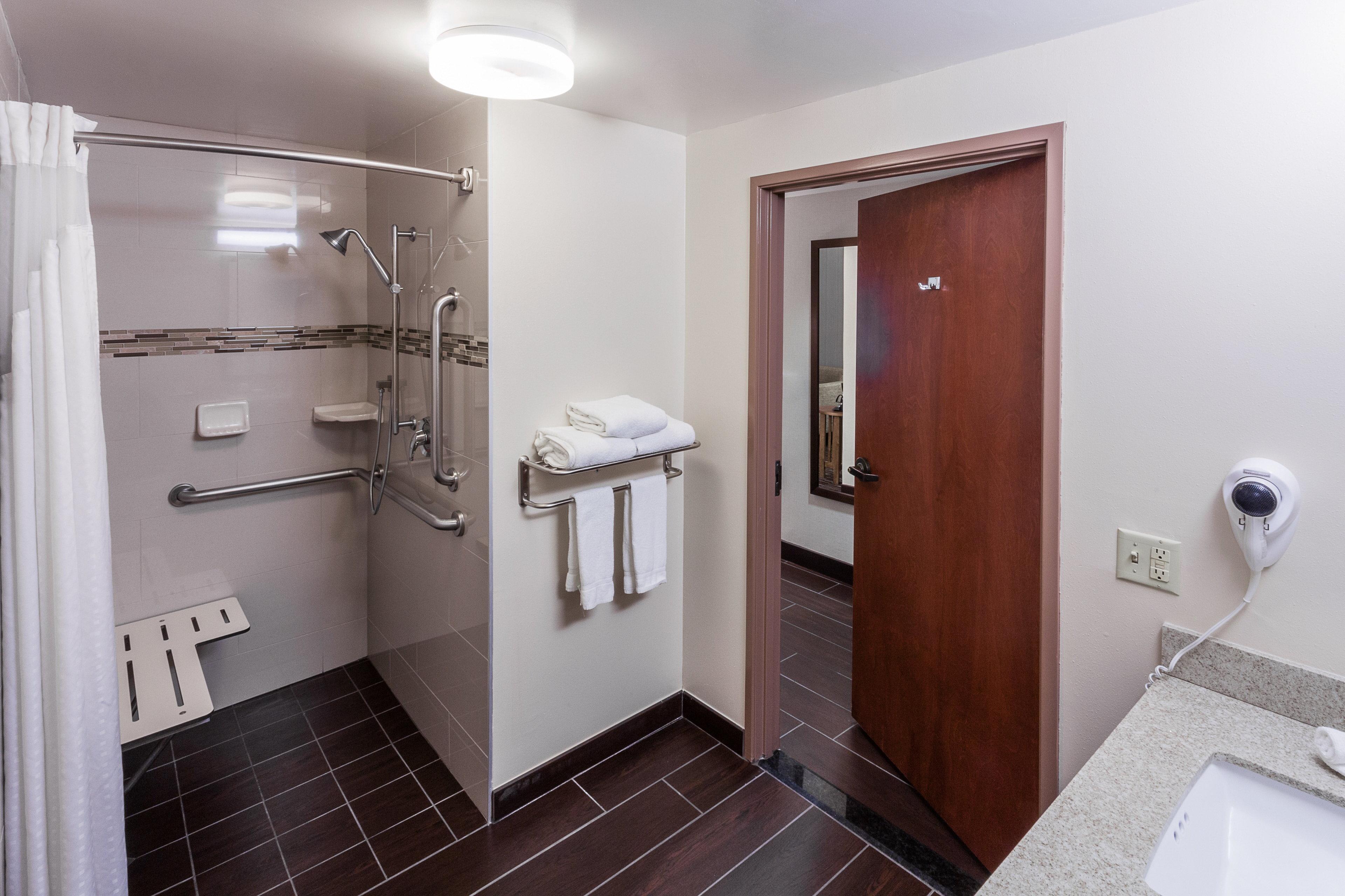 Holiday Inn Express & Suites Carpinteria By Ihg מראה חיצוני תמונה