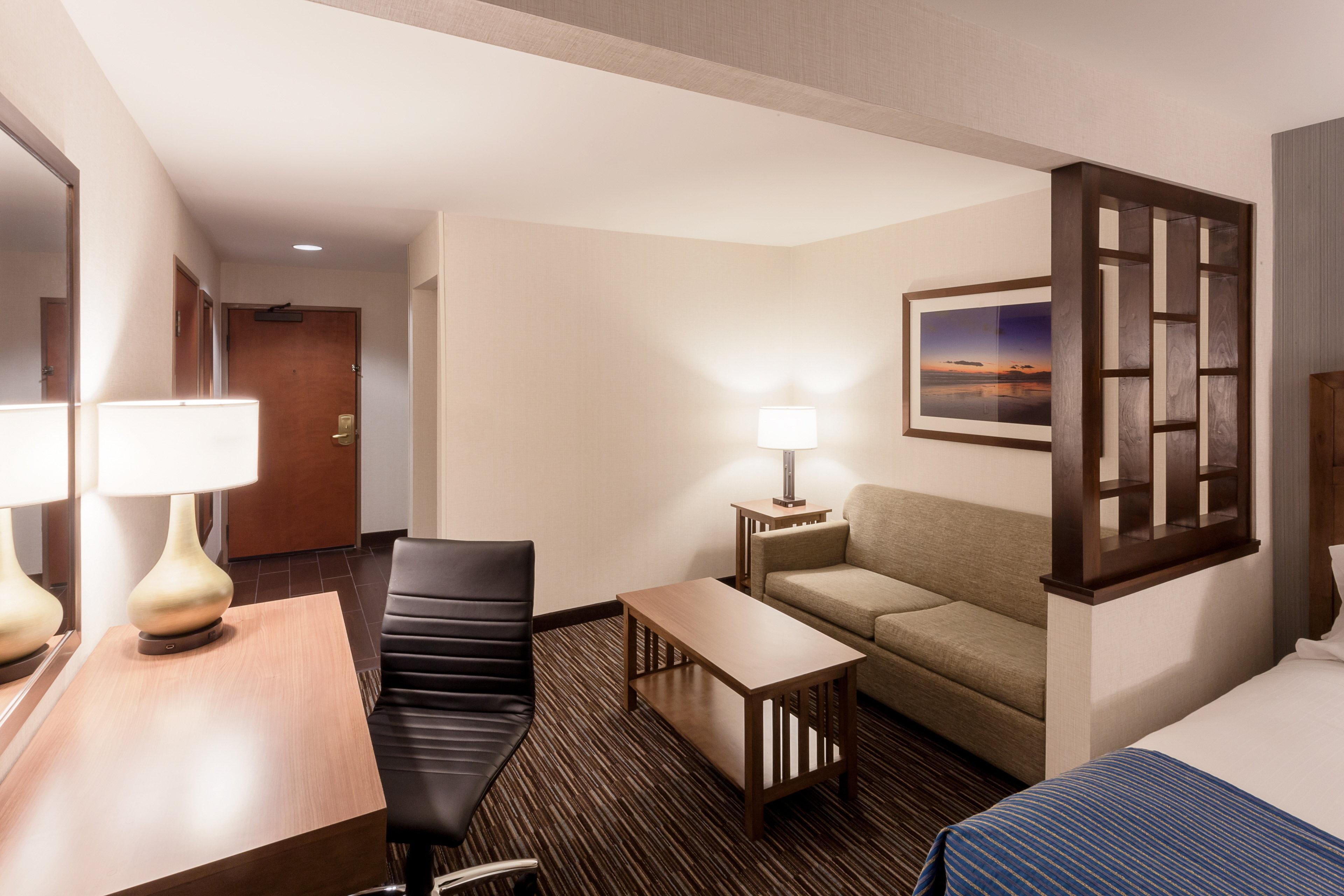 Holiday Inn Express & Suites Carpinteria By Ihg מראה חיצוני תמונה