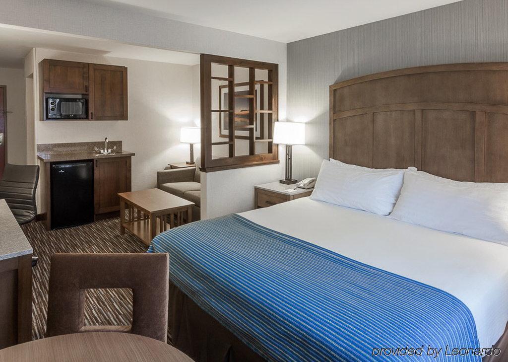 Holiday Inn Express & Suites Carpinteria By Ihg מראה חיצוני תמונה